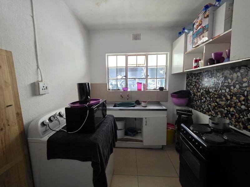 2 Bedroom Property for Sale in Maitland Western Cape